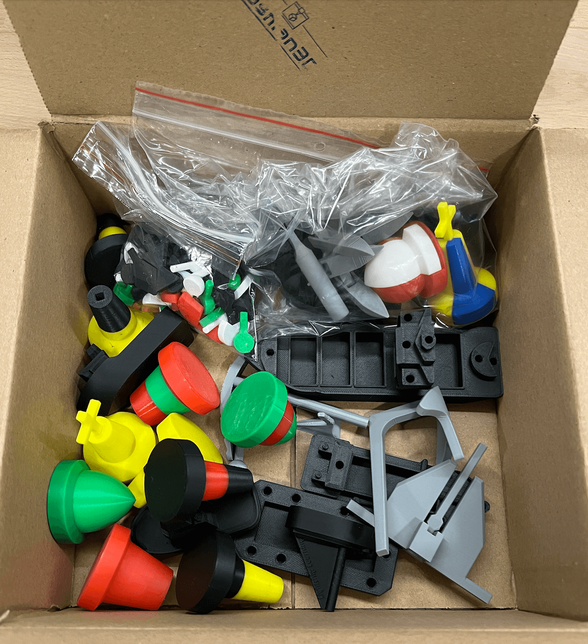 Vícebarevný tisk pro výuku Kapitánských zkoušek