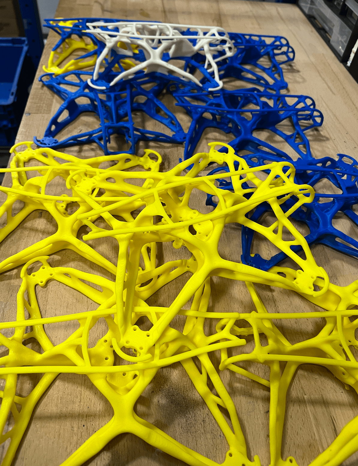 Sériová výroba těla FPV dronu